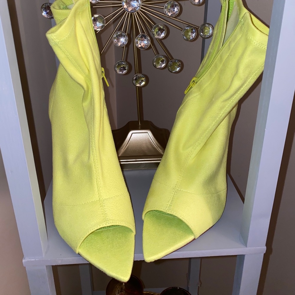 COPY - Neon Yellow/Lime pointed peep toe bootie